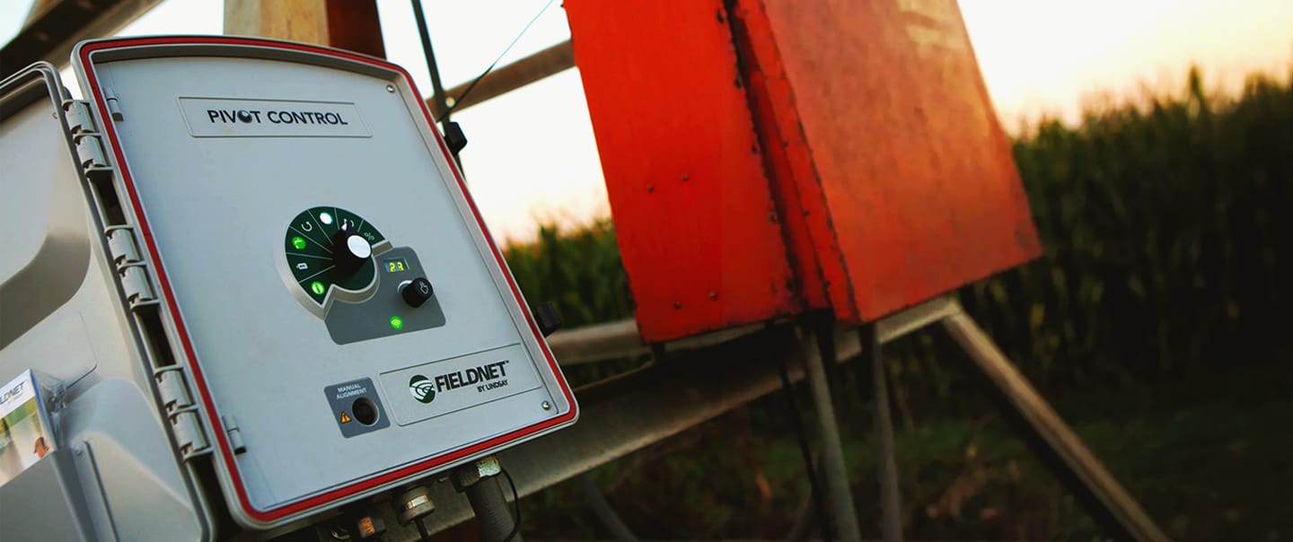 Sanchotene Agronegócios - Como o sistema FieldNET Pivot Control auxilia na automação, controle e monitoramento de pivôs de irrigação de diferentes marcas?