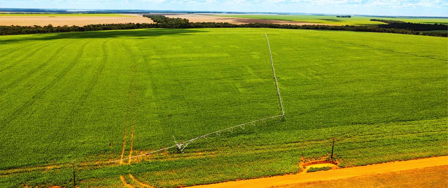 Sanchotene Agronegócios - Pivô corner: O que é, como funciona e em quais situações ele pode ser aplicado
